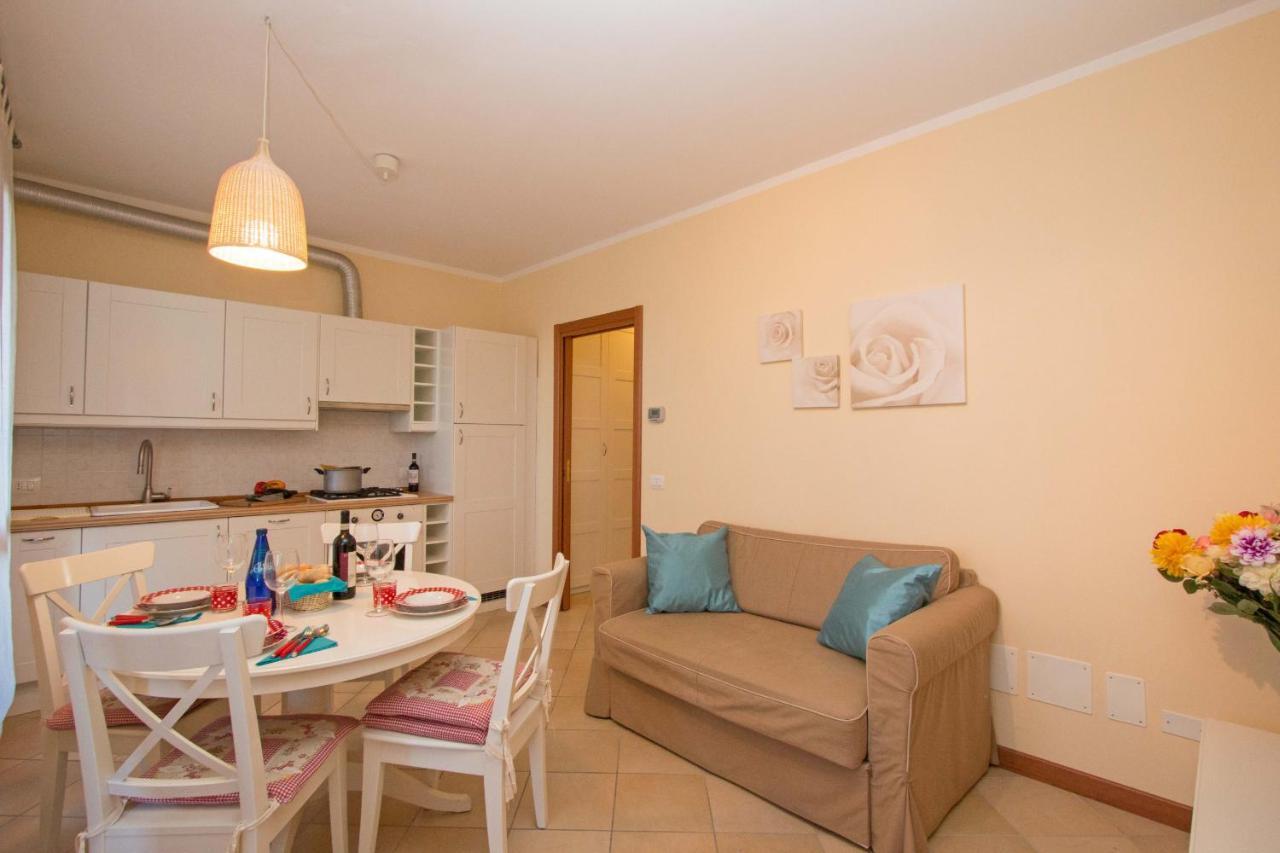 Baglio Degli Ulivi 3 Apartment By Wonderful Italy Sirmione Buitenkant foto