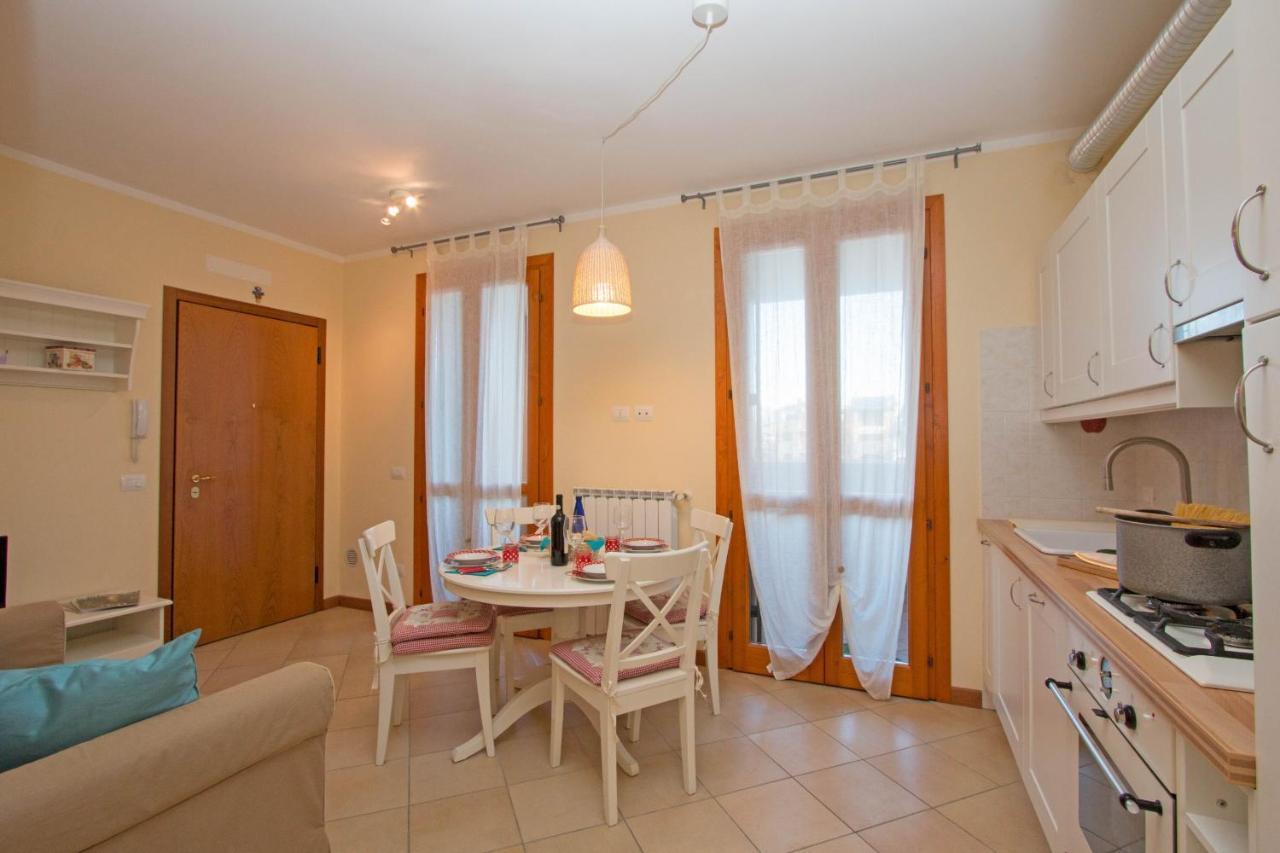 Baglio Degli Ulivi 3 Apartment By Wonderful Italy Sirmione Buitenkant foto