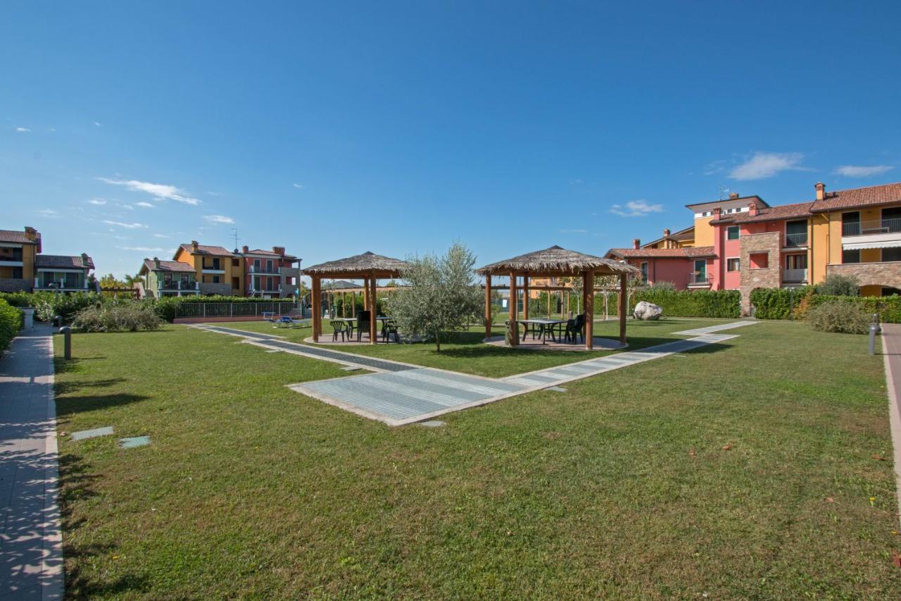 Baglio Degli Ulivi 3 Apartment By Wonderful Italy Sirmione Buitenkant foto