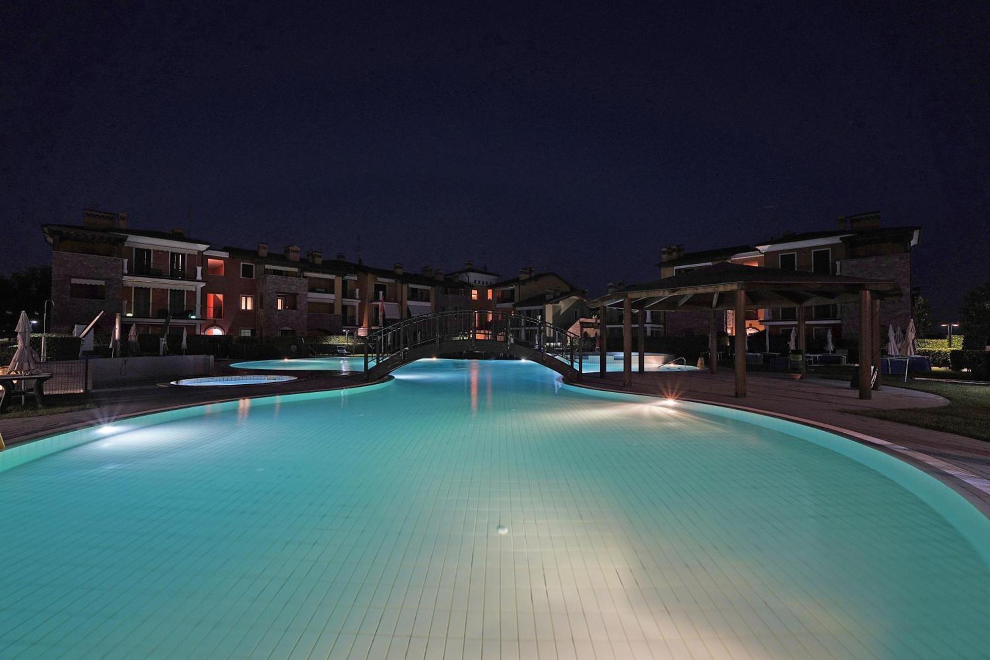 Baglio Degli Ulivi 3 Apartment By Wonderful Italy Sirmione Buitenkant foto